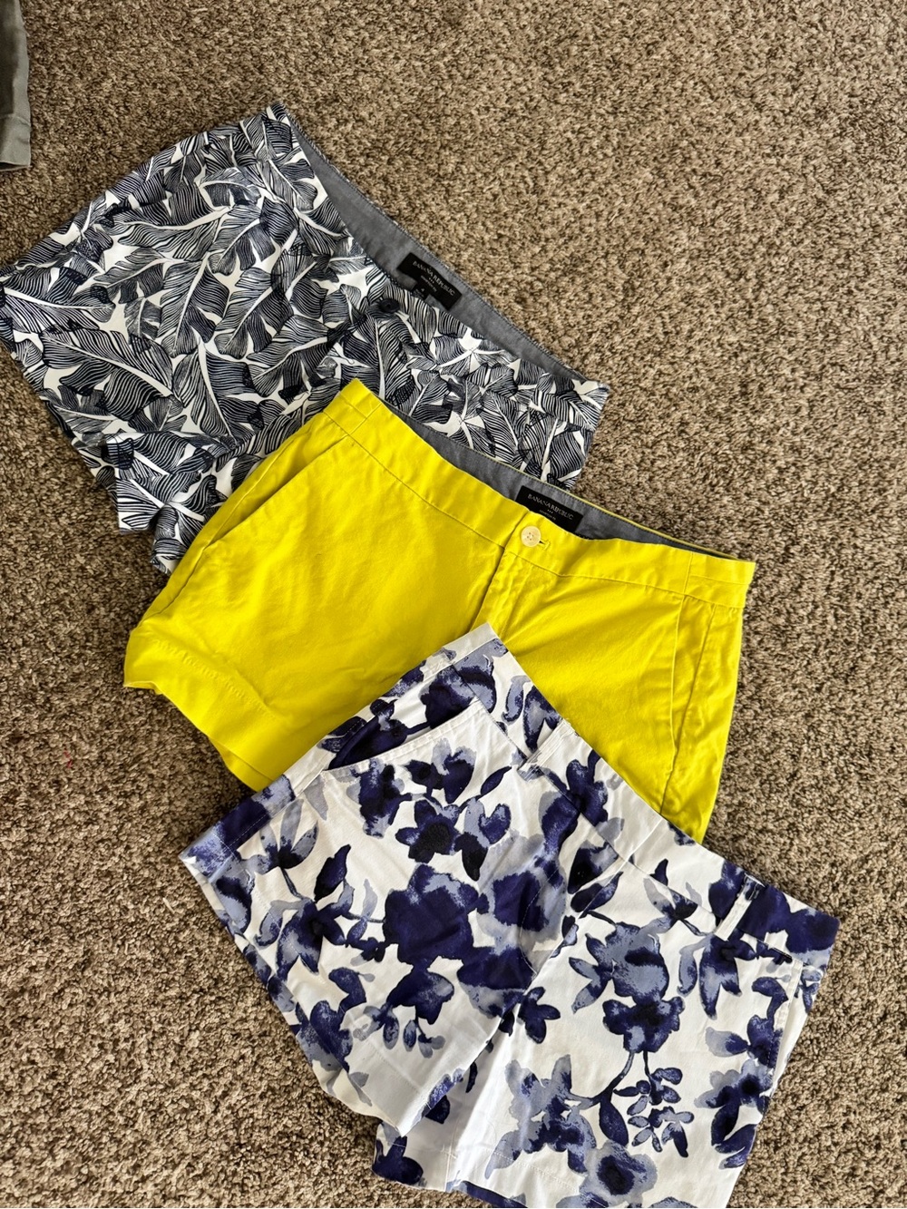 Banana Republic shorts. Bright Yellow and blue Women's Chino Shorts